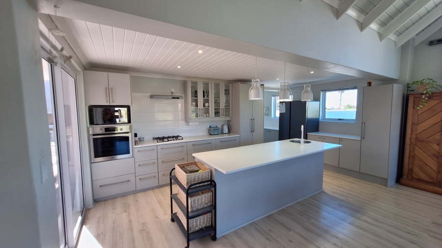 5 Bedroom Property for Sale in Port Owen Western Cape